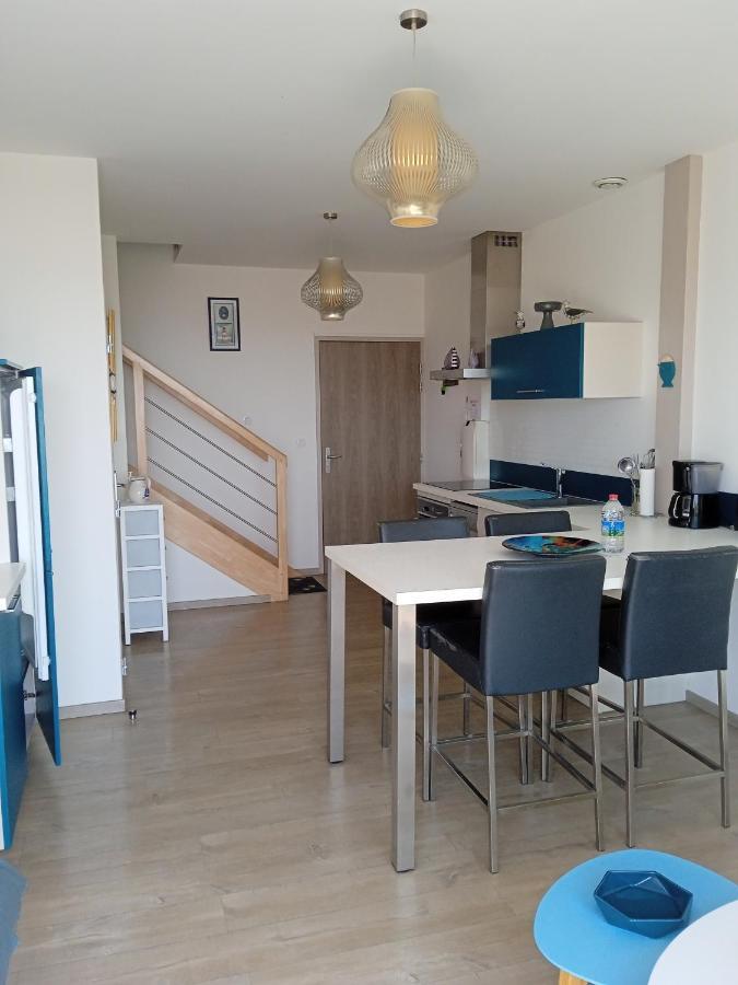 Lestrevet, Les Pieds Dans L Eau Apartment Plomodiern Luaran gambar