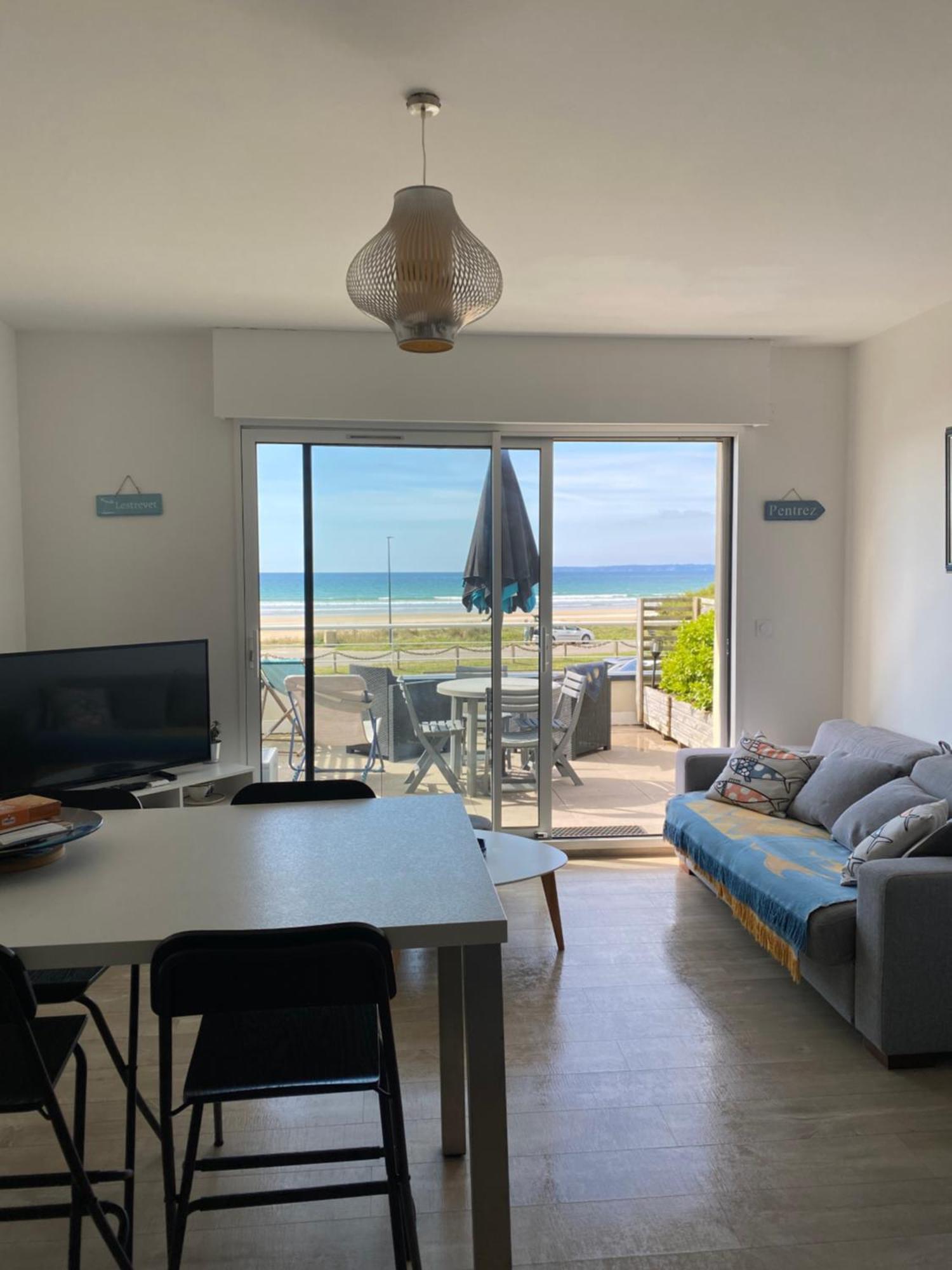 Lestrevet, Les Pieds Dans L Eau Apartment Plomodiern Luaran gambar
